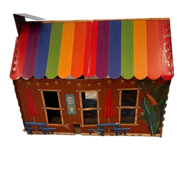 Heart to Tail Snow Cone Shack Cat Scratching
Playhouse 12 x 20 x 16” Kitty Fun - Picture 5 of 6